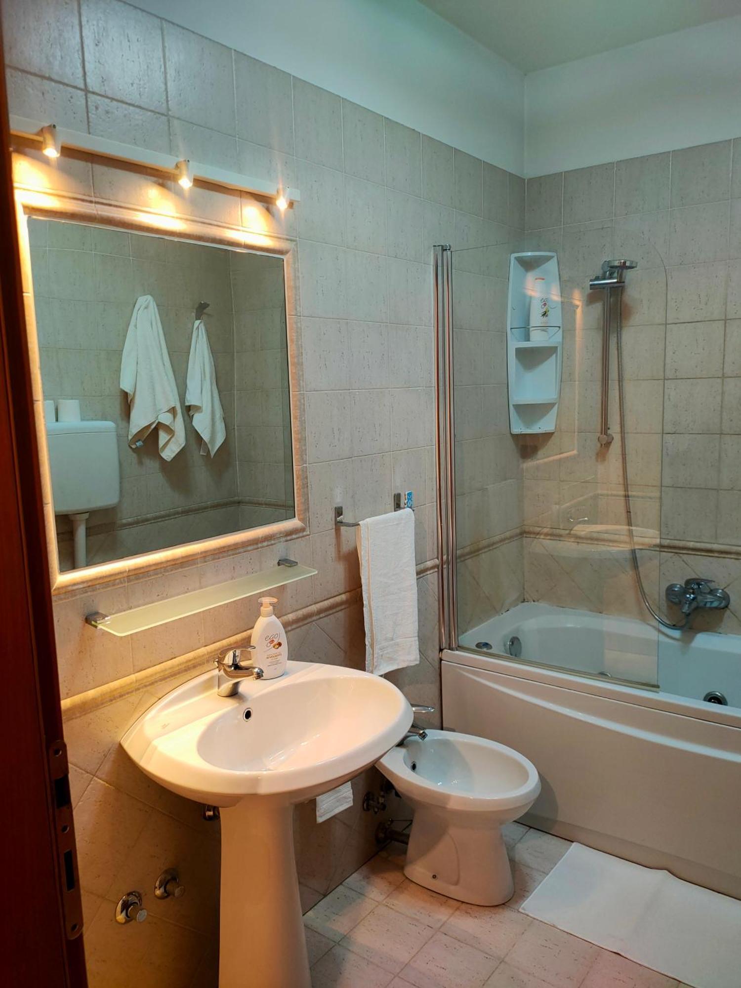 Lele House Fiumicino - Intero Appartamento Aeroporto Di Fiumicino - Nuova Fiera Di Roma Εξωτερικό φωτογραφία